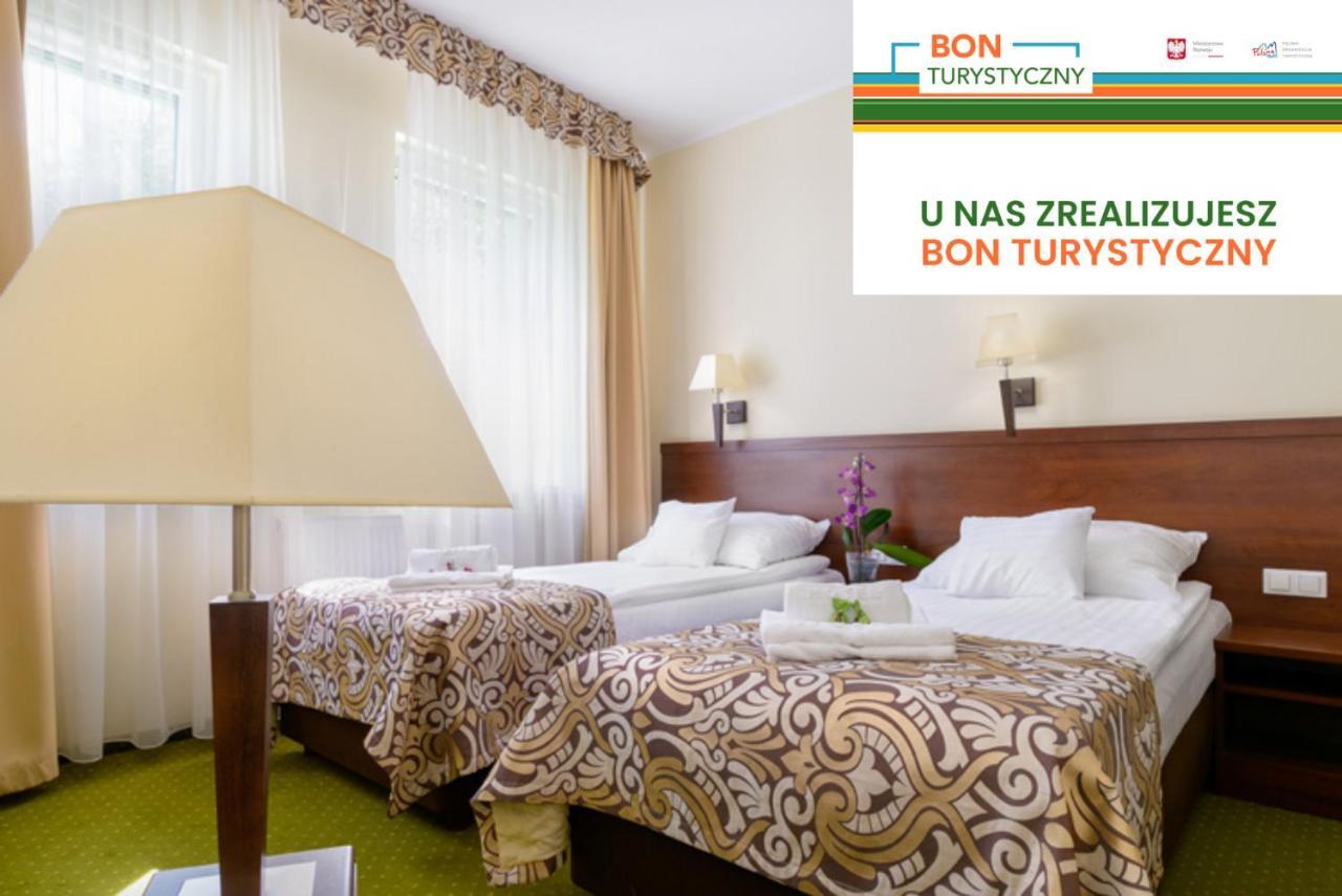 Hotel Zielony Poznan Bagian luar foto