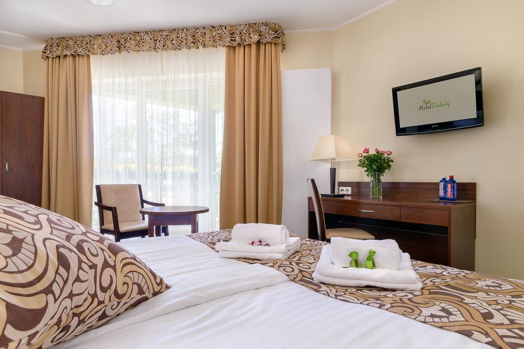 Hotel Zielony Poznan Bagian luar foto
