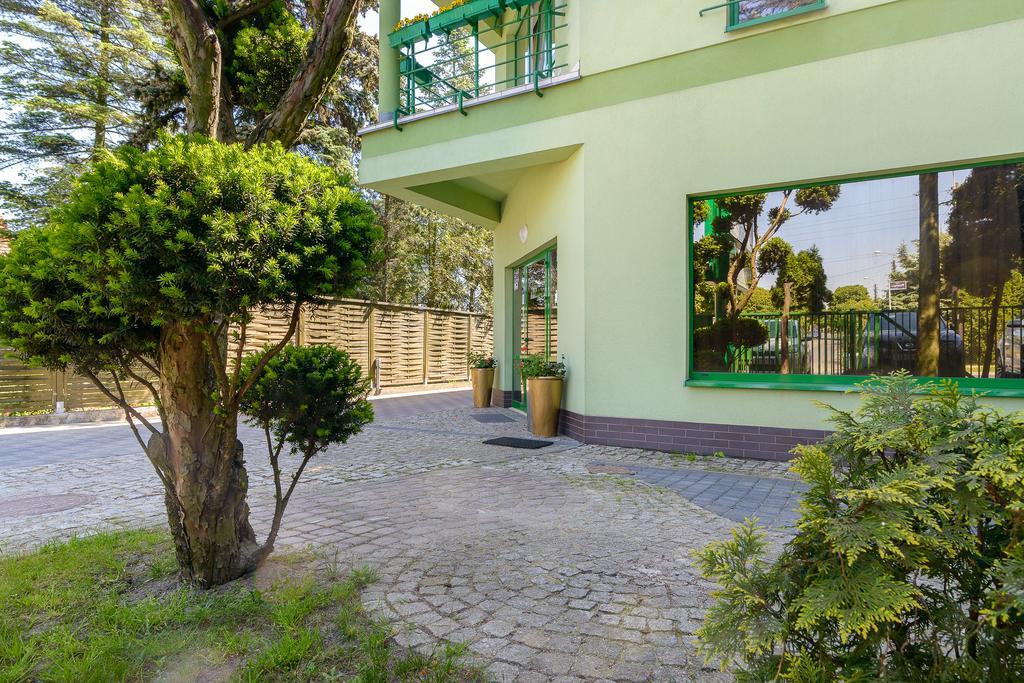 Hotel Zielony Poznan Bagian luar foto